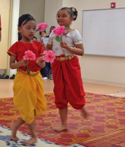 young_dancers_3 2013 Cambodian New Year