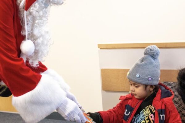 santa-2022-12-22-at-10.32.14-AM-680x1024 Santa visits LCHC