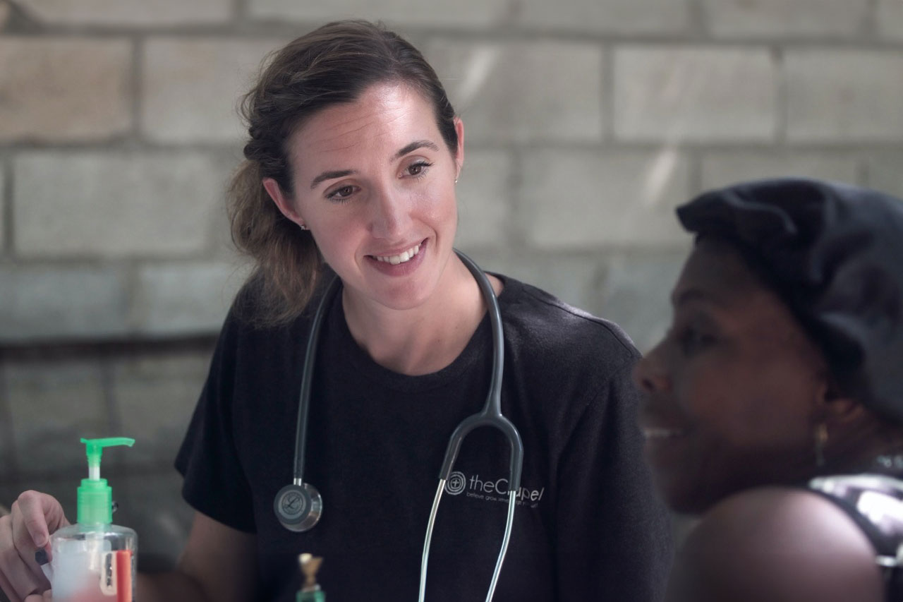 Destigmatizing Quality Care for HIV & Infectious Disease Patients 2 Destigmatizing Care for HIV and Infectious Disease Patients - Doctor and patient