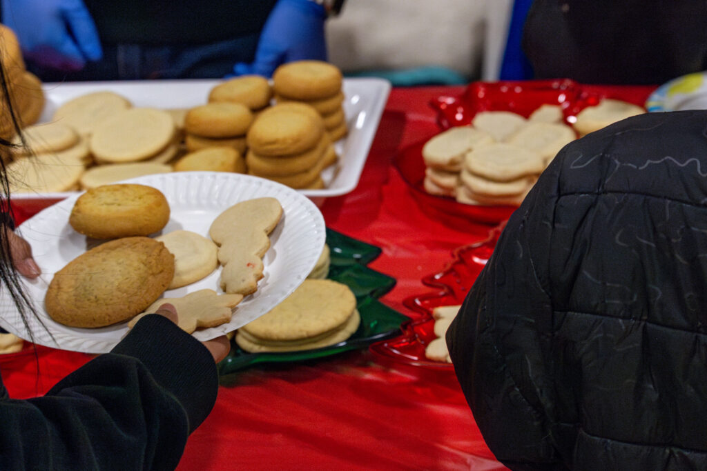 BFX_Cookie_Making_2_optimized_1000 Table with Cookies
